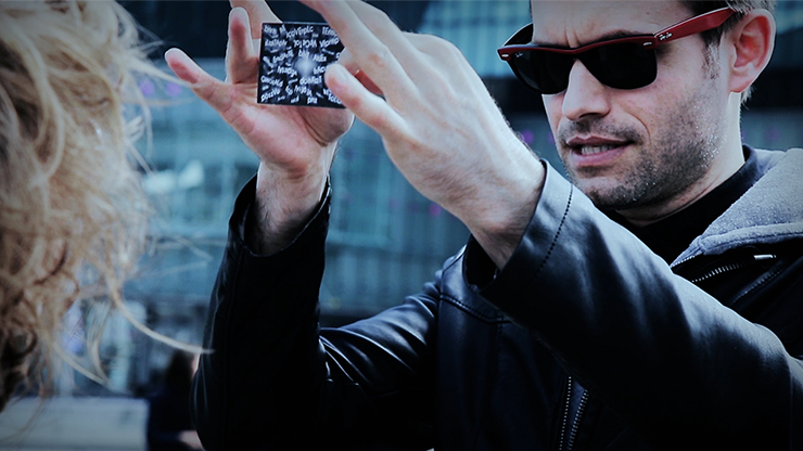 Phantom Wallet by Sylvain Vip & Maxime Schucht & Marchand de Trucs