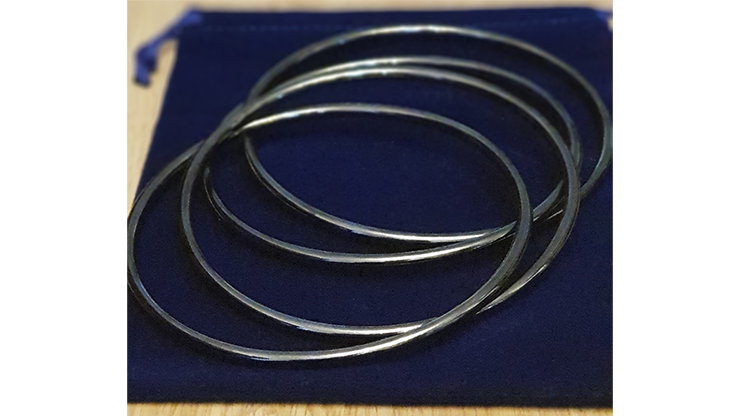 Close Up Linking Rings CHROME BLACK, With Online Instructions by Matthew Garrett