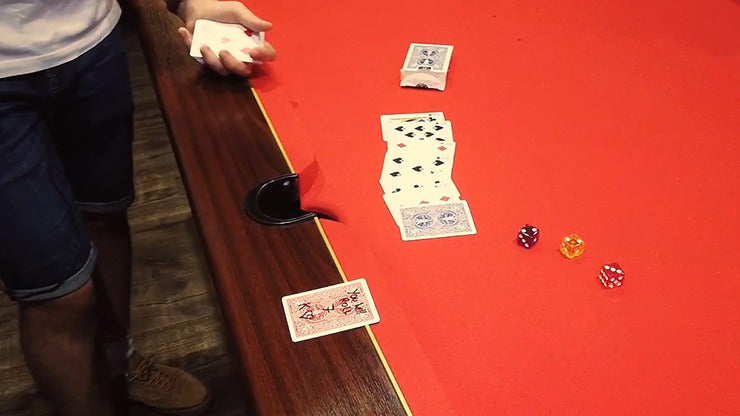 Roll, Gimmicks and Online Instructions by Chris Congreave