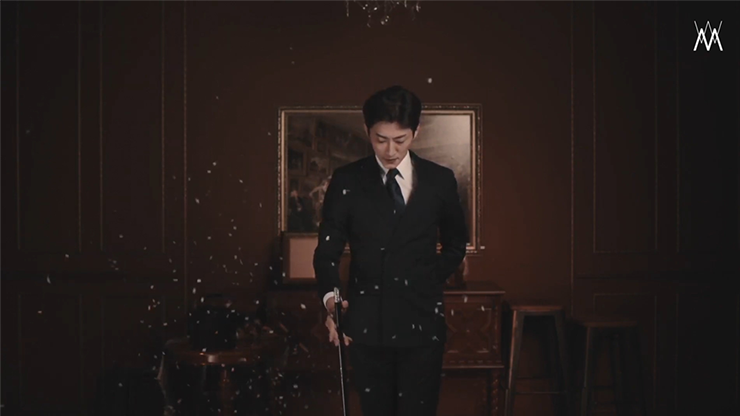 Confetti Cane Shooter, Wireless Remote by Magician JiK
