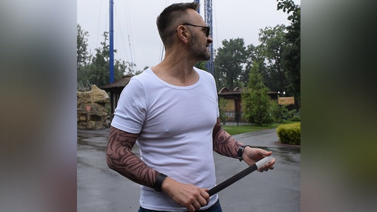 FLASH WAND, BLACK by Victor Voitko (Gimmick and Online Instructions)