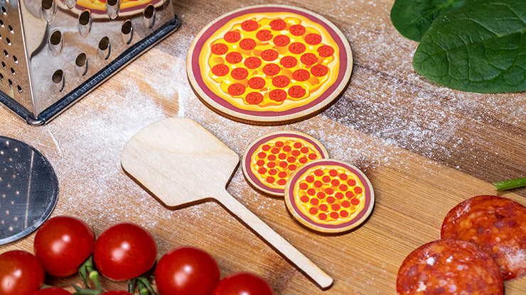Pizza Paddle Supreme, Gimmicks and Online Instructions by Rob Thompson