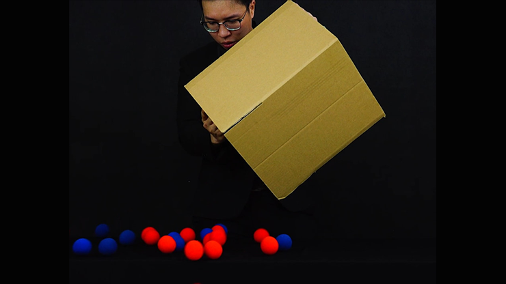 AMAZING CARTON by 7 MAGIC