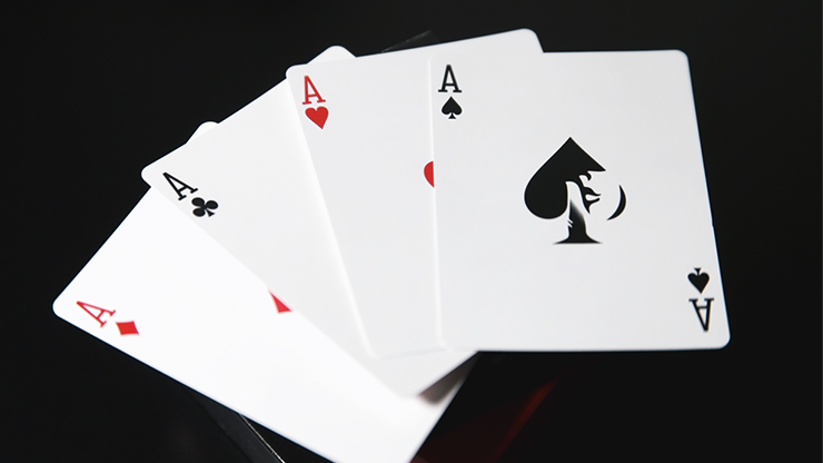 S.O.M., Secrets of Magic Red/Gold Playing Cards