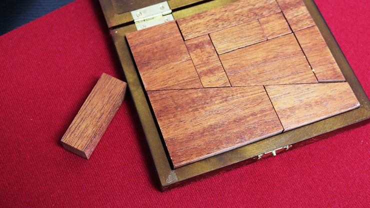 THE PUZZLE, Gimmick and Online Instructions by White Rabbit Magic