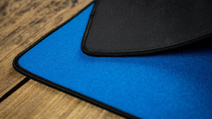 Sewn-Edge Basic Close-Up Pad, Blue by TCC Presents