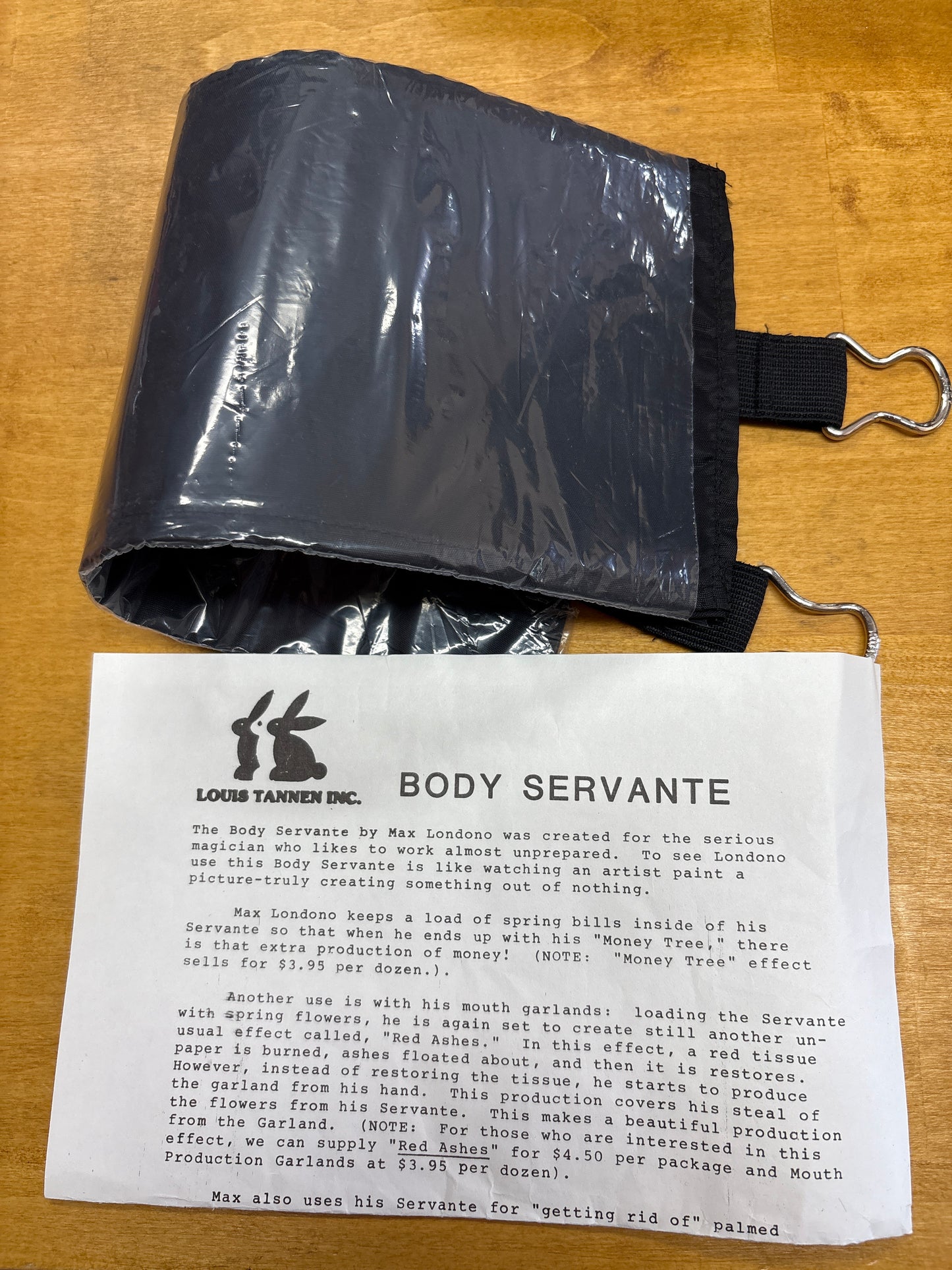 Body Servante by Max Londono