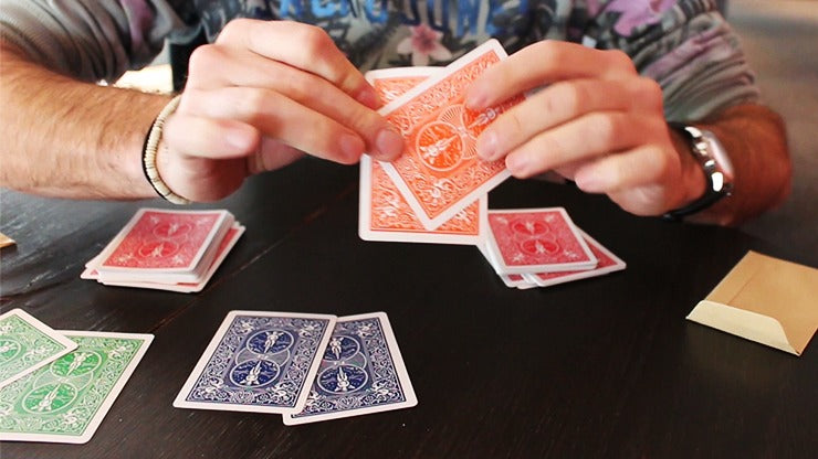 HUE Red, Gimmicks and Online Instructions by Kaan Agdokan and MagicfromHolland