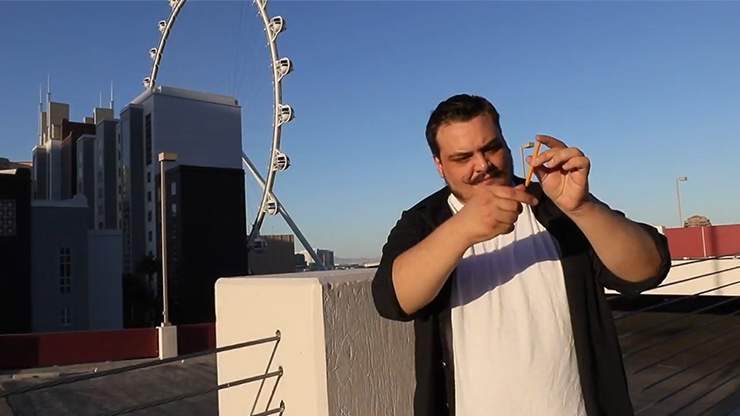 Maxwell';s Signature Opener, Gimmicks and Online Instructions by The Other Brothers