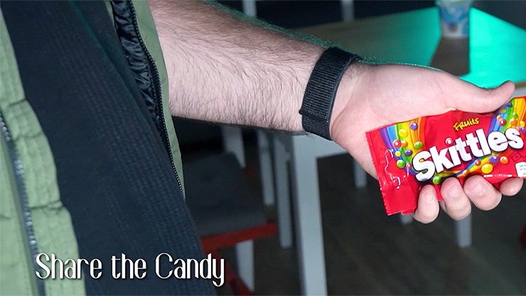 EVERYDAY MAGIC KIT, Gimmicks and online Instructions by Julio Montoro