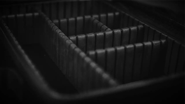 Luxury Close-Up Bag, Dark Brown by TCC