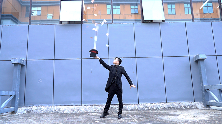 THE ROCKET Card Fountain RIGHT HANDED (Wireless Remote Version) by Bond Lee