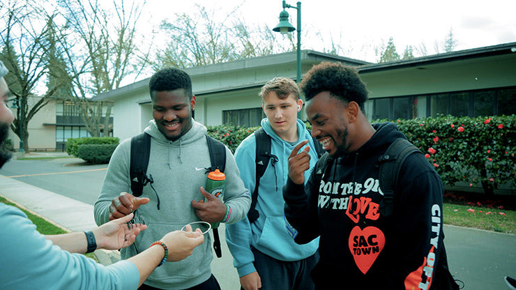 spRING, Gimmicks and Online Instructions by Joonas Mengel