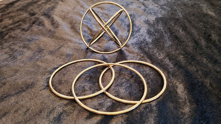 GIR Ring Set GOLD, Gimmick and Online Instructions by Matthew Garrett