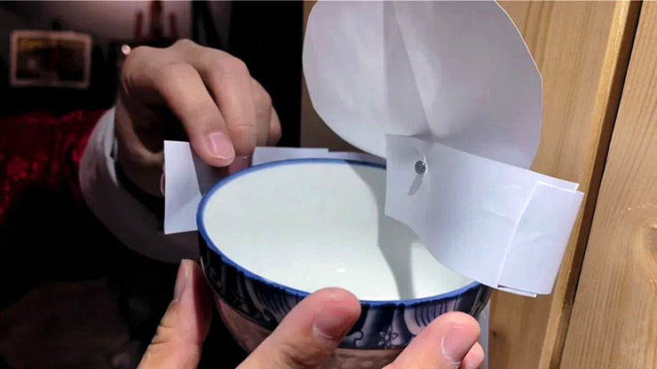 Paper Hercules by Bacon Magic