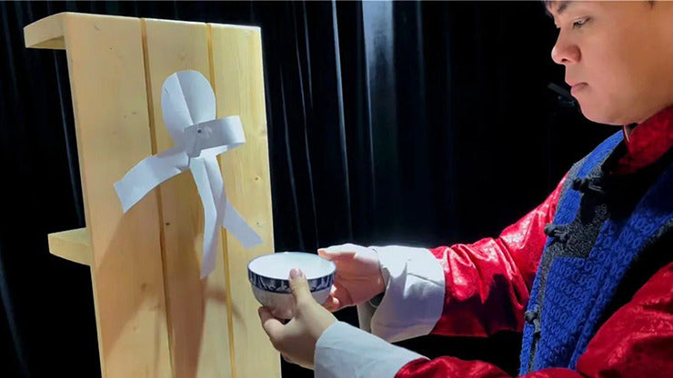 Paper Hercules by Bacon Magic