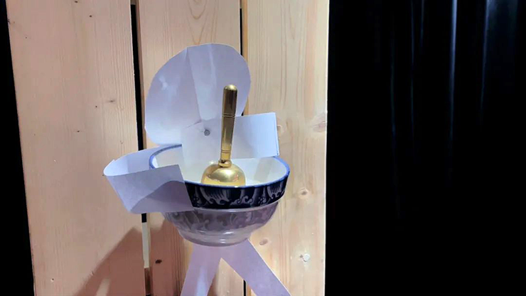 Paper Hercules by Bacon Magic