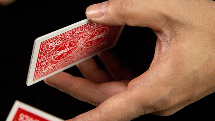 The Mobius Rising Card, Red by TCC Magic & Chen Yang