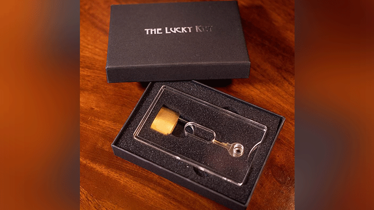 The Lucky Key (Close Up) by Vincenzo Di Fatta