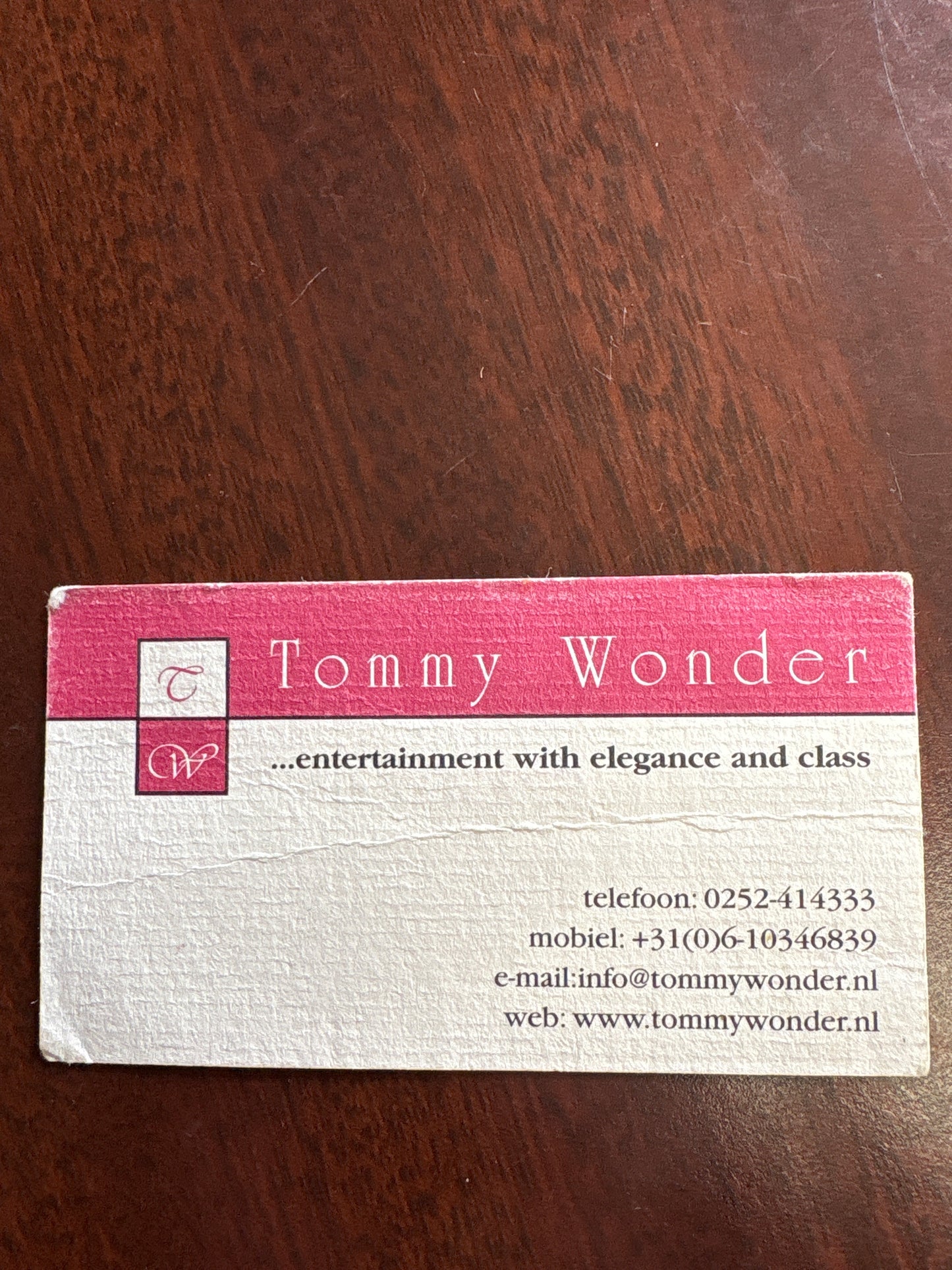 Tommy Wonder Magic business card
