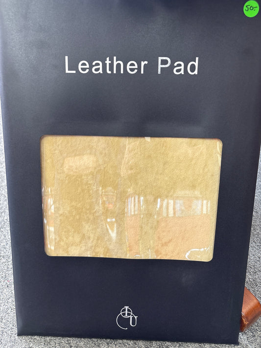 Leather Close Up Pad by TCC
